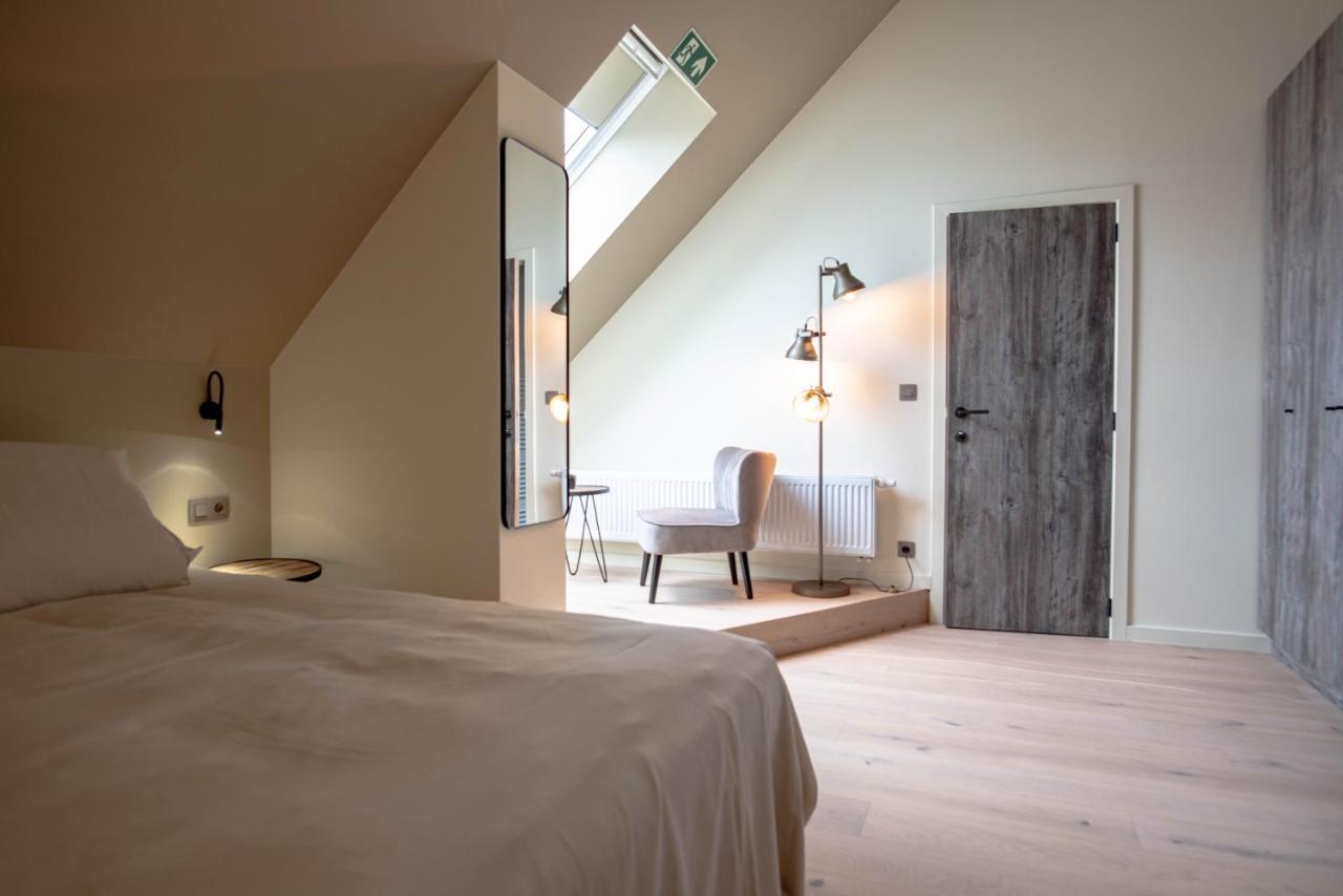 'T Ponton Bed and Breakfast Nieuwpoort Eksteriør billede