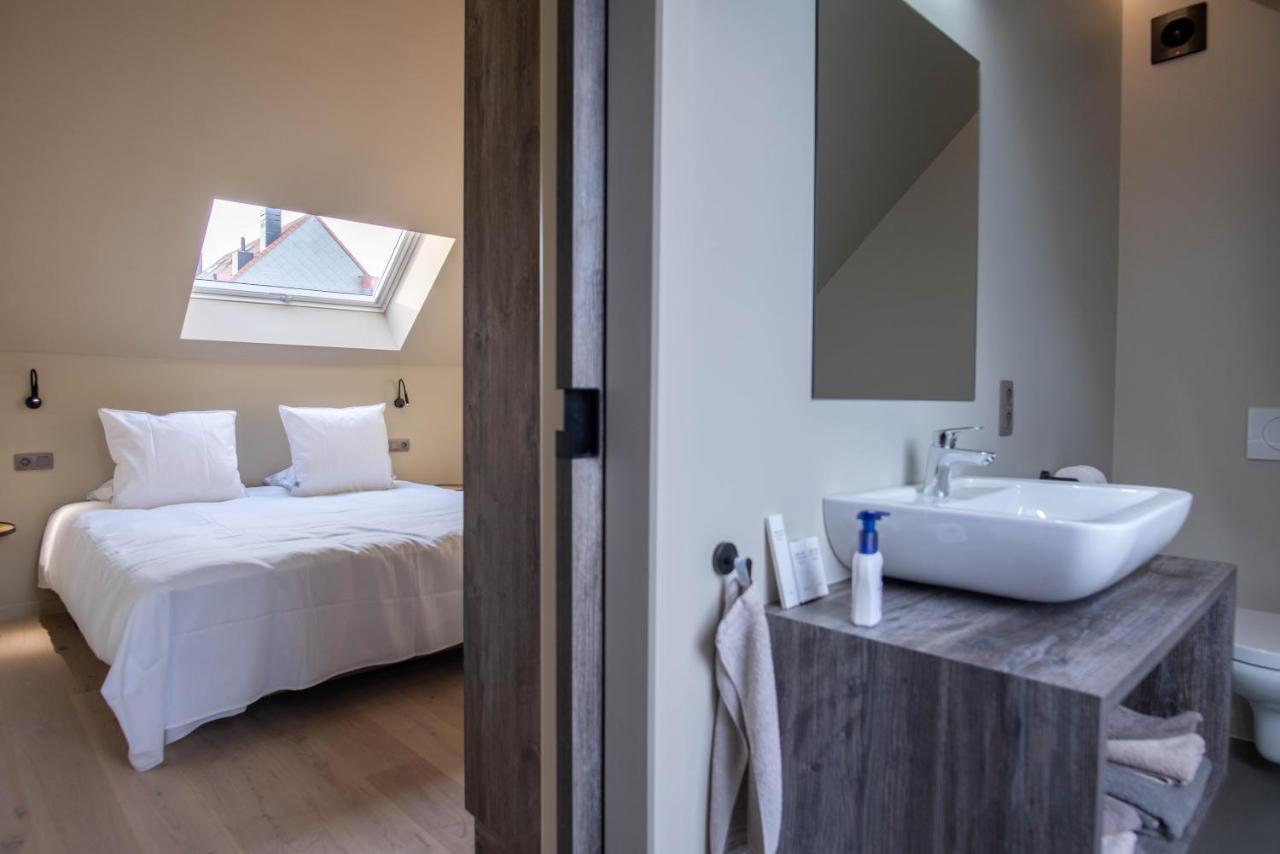 'T Ponton Bed and Breakfast Nieuwpoort Eksteriør billede